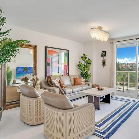 Lux 3Br City-View Retreat In Hollywood, 5Th Floor